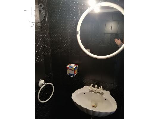 PoulaTo: Νιπτήρας μπάνιου με καθρέπτη