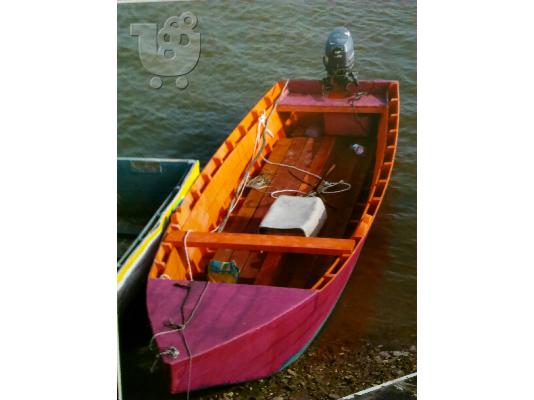 PoulaTo: βάρκα μπλάβα με επαγγελματική άδεια αλιείας