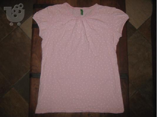 PoulaTo: 0608 BENETTON ροζ μπλουζακι με ασπρα πουα για κοριτσι 8-10 ετων σε αριστη κατασταση.