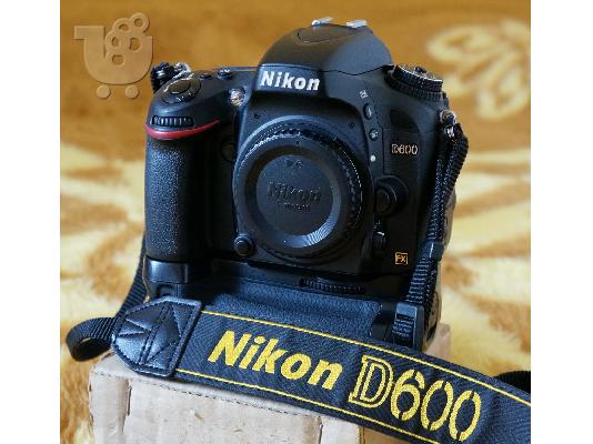 PoulaTo: Nikon D600 + Meike Grip