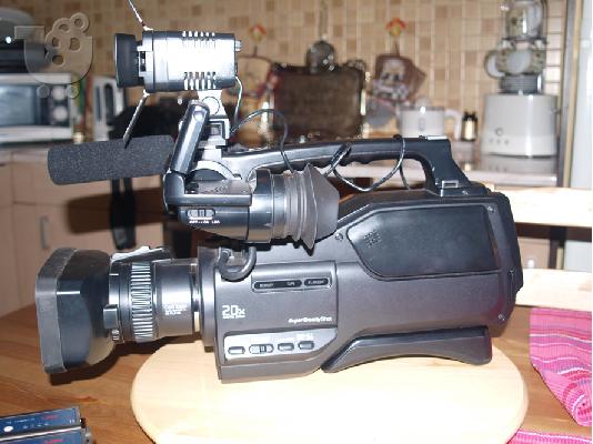 PoulaTo: Βιντεοκάμερα Sony HVR-HD1000E Με προβολέα Led και 3 Μπαταρίες