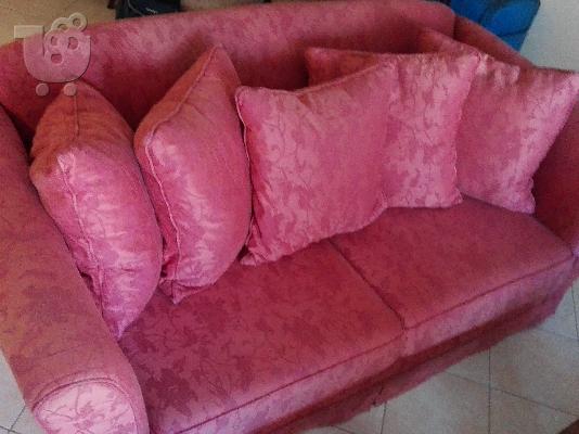 PoulaTo: Δύο κοκκινομπορντώ καναπέδες ( 3θέσιοι) πωλούνται