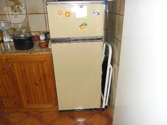 PoulaTo: Ψυγειο, κουζινα και πλυντηριο μαζι