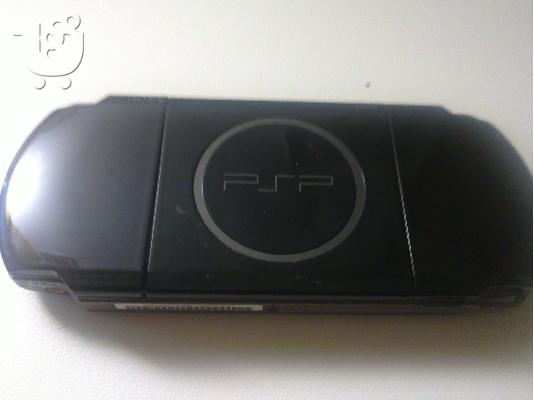 Πωλειτε PSP 3004  75e με 1 παιχνιδι δωρο  και 100ε με 8 παιχνιδια και memory stick8gb...