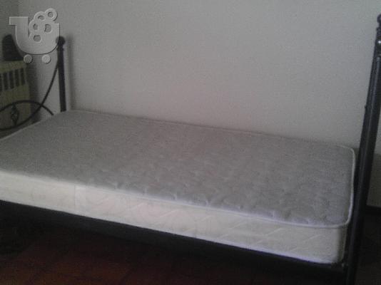 PoulaTo: Πωλείται Ημίδιπλο σιδερένιο χειροποίητο κρεβάτι με στρώμα