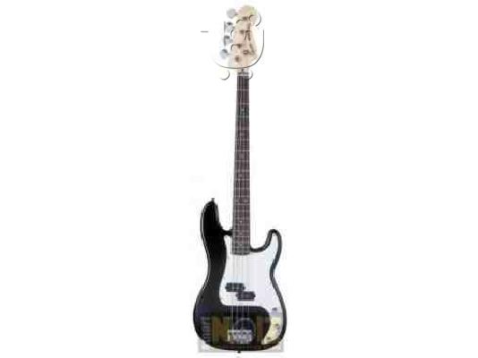 PoulaTo: Squier STD Bass P-Bass Special & BEHRINGER THUNDERBIRD BX-108
