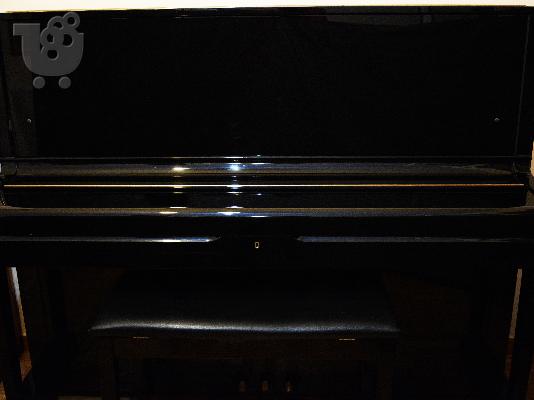 Πωλείται πιάνο Yamaha U1