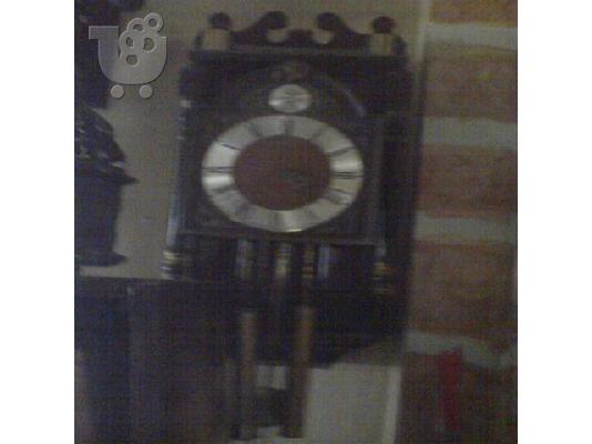 PoulaTo: ρολόι του 1950