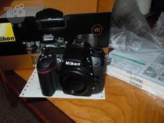 PoulaTo: Nikon D700 DSLR Camera
