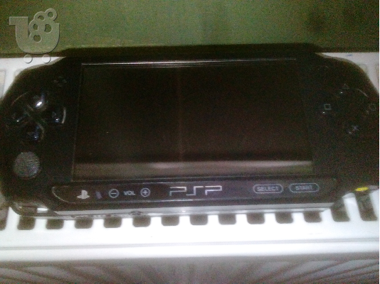 PoulaTo: Πωλείται PSP και η θήκη του