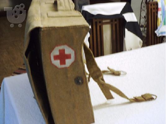 Στρατιωτικό φαρμακείο  1940 μάχιμου
