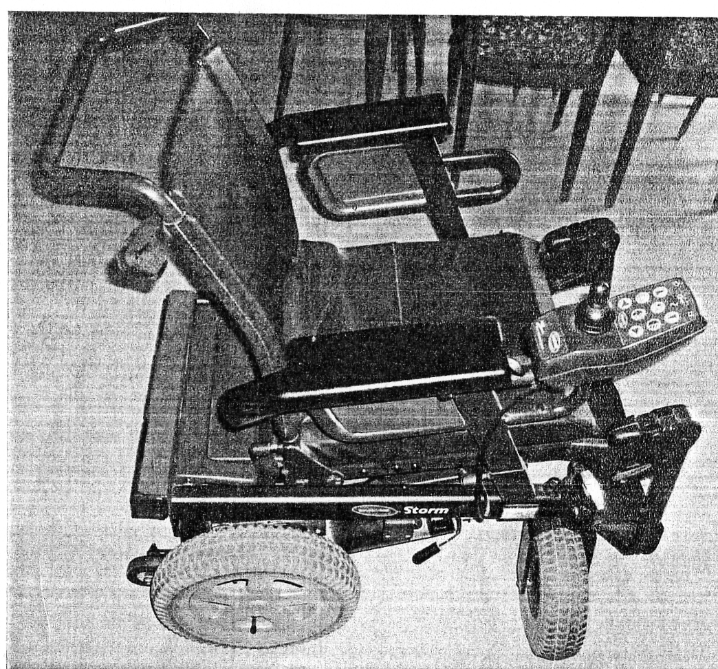PoulaTo: ηλεκτρικο αναπηρικο καροτσακι