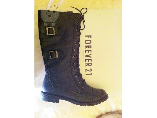 Forever21 Beautiful Boots (military style) in black