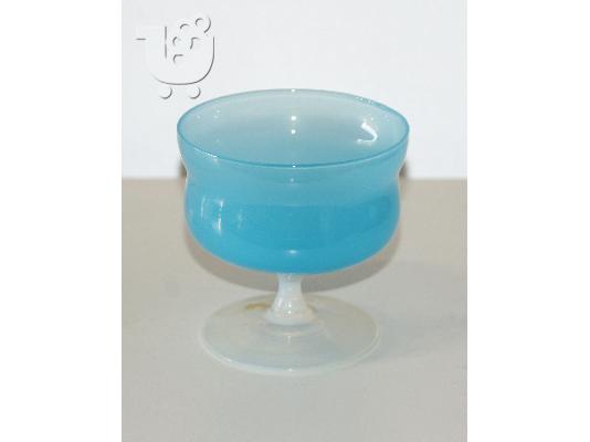 PoulaTo: Ποτήρι παγωτού γαλάζιο