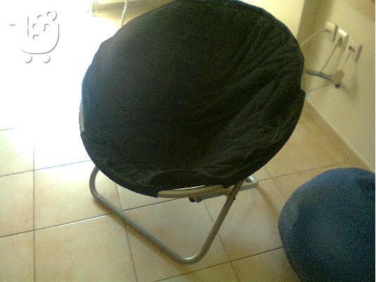 πωλείται μαύρη αναπαυτική καρέκλα