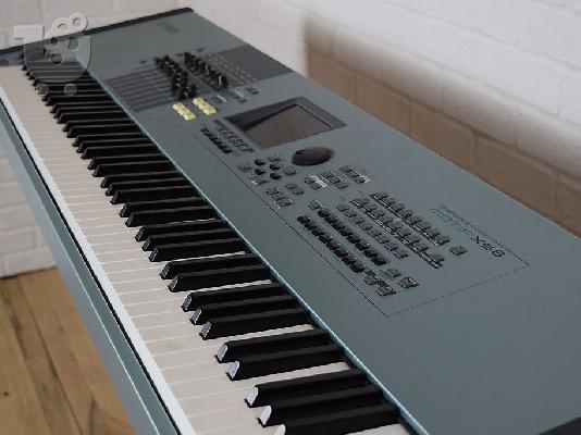PoulaTo: Yamaha Motif XS8 88-Key Keyboard