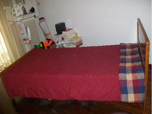 Κρεβάτι ημίδιπλο με στρώμα και κομοδίνο