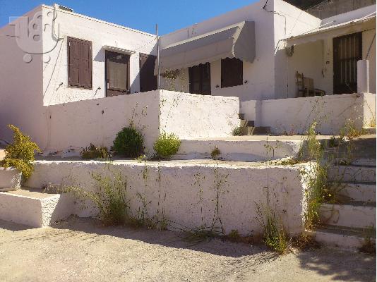 PoulaTo: μονοκατοικία στην Σύρο 100 τ. μ, πέτρινη παραδοσιακή