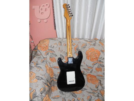 Ηλεκτρική κιθάρα stratocaster fender.