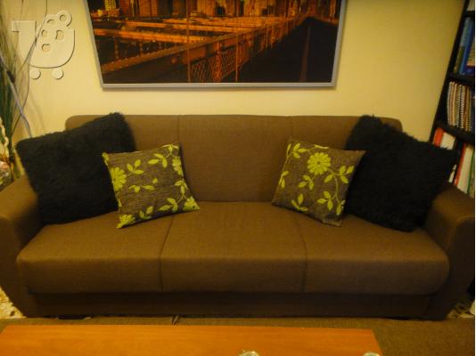 PoulaTo: Τριθέσιος καναπές-κρεβάτι με αποθηκευτικό χώρο