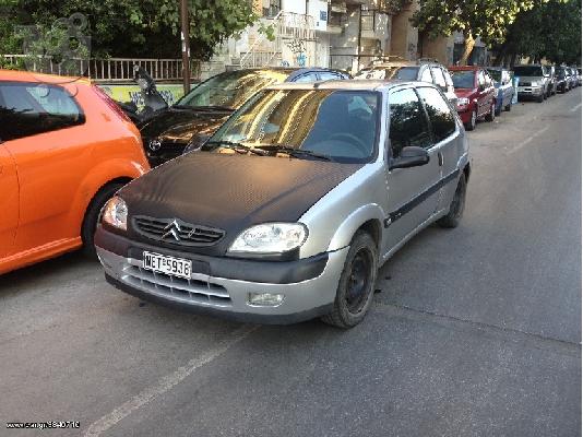 PoulaTo: CITROEN SAXO '01