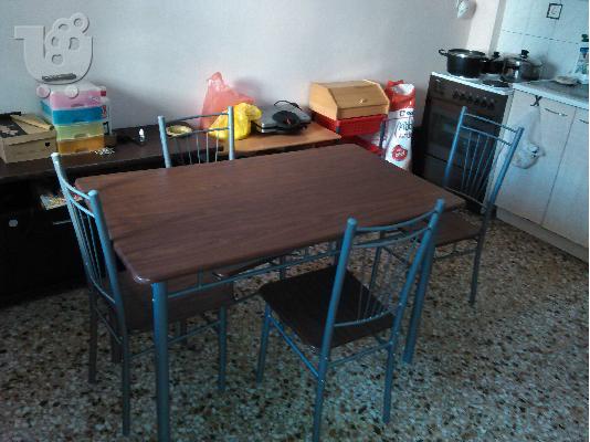 PoulaTo: ΠΟΛΕΙΤΑΙ ΤΡΑΠΕΖΙ
