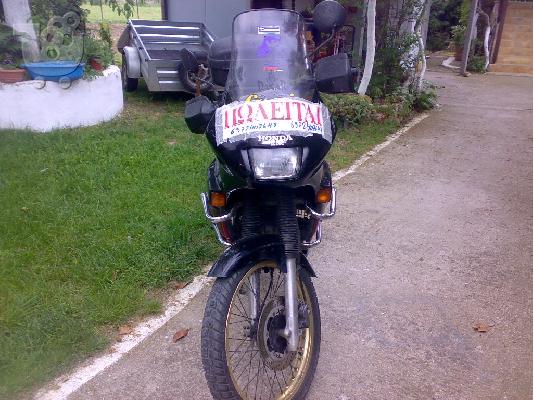 PoulaTo: HONDA XL 600 V Transalp '95