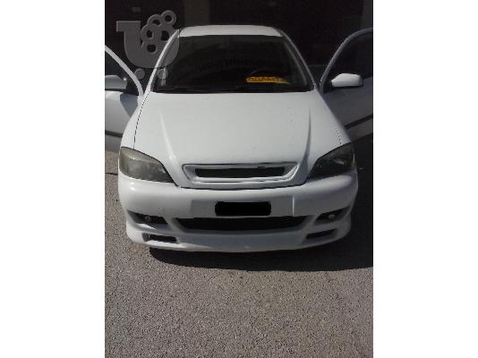 PoulaTo: OPEL ASTRA '01