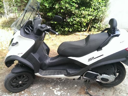 PIAGGIO MP3 - Quasar 250 (2 front tyres) 