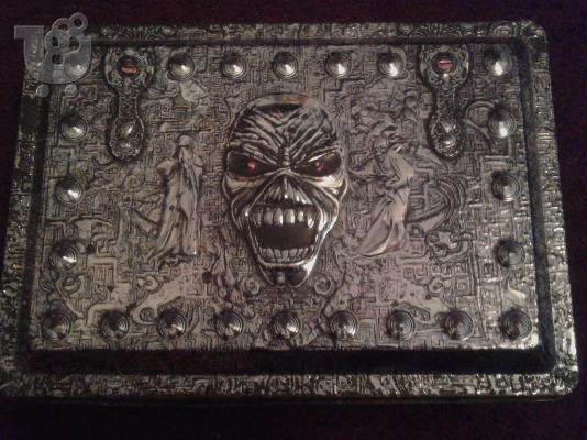 PoulaTo: Iron Maiden – Eddie's Archive