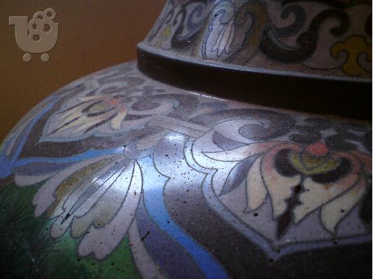 ANTIQUE CHINESE BRONZE VASE