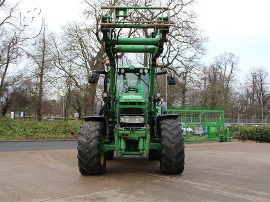 PoulaTo: John Deere 7530