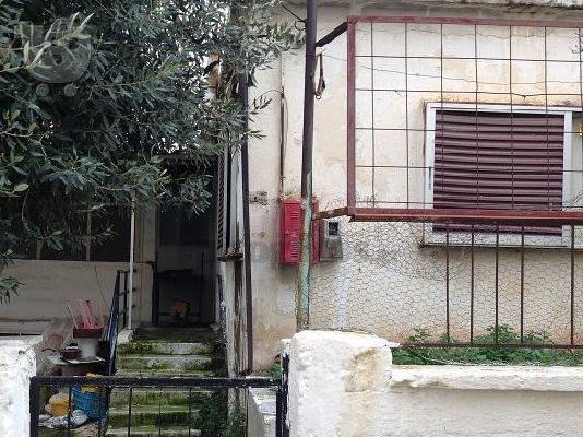 PoulaTo: οικοπεδο 100τμ.