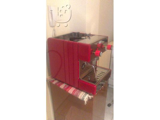ΜΟΝΗ ΕΠΑΓΓΕΛΜΑΤΙΚΗ ΜΗΧΑΝΗ espresso