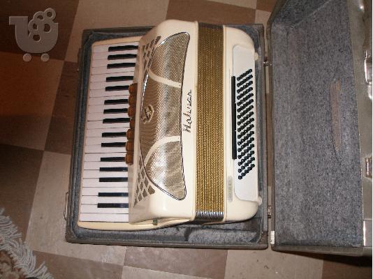 PoulaTo: HOHNER 80bass