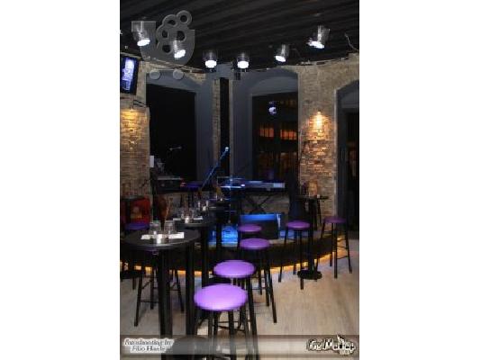 πωλειται μουσική σκηνή Γης Μαδιαμ