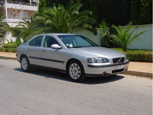 PoulaTo: Volvo S60 '03