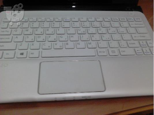 Sony VAIO E11 Series SVE11125CXW 11.6-Inch Laptop
