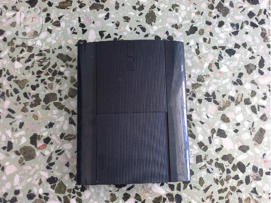 Playstation3 με 2 χειριστηρια και παιχνιδια