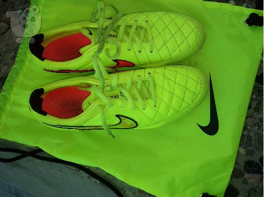 PoulaTo: Nike Tiempo