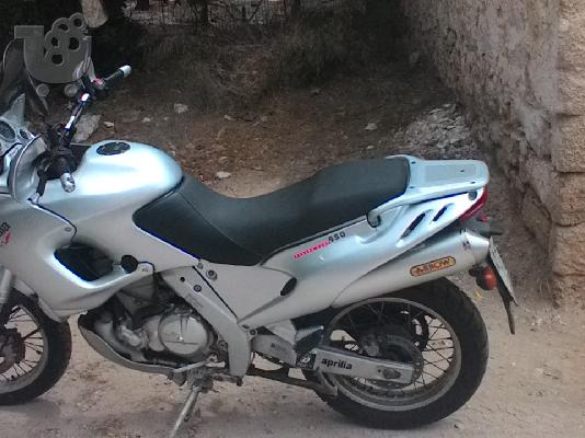 PoulaTo: APRILIA Pegaso 650 '99