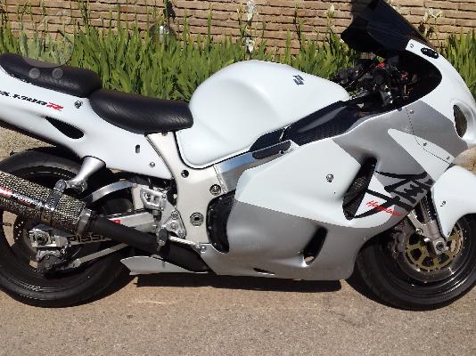 SUZUKI GSX 1300 R Hayabusa 