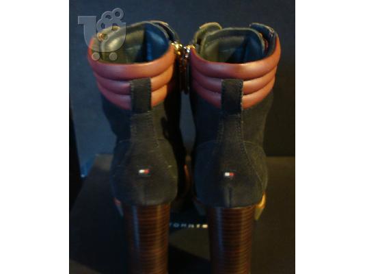 Tommy Hilfiger mpotakia