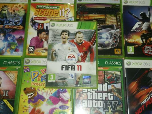 XBOX 360 Arcade edition + παιχνίδια + περιφερειακά