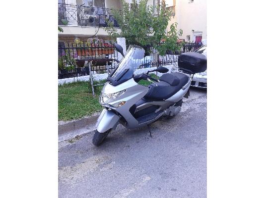 KYMCO Xciting 250 i 