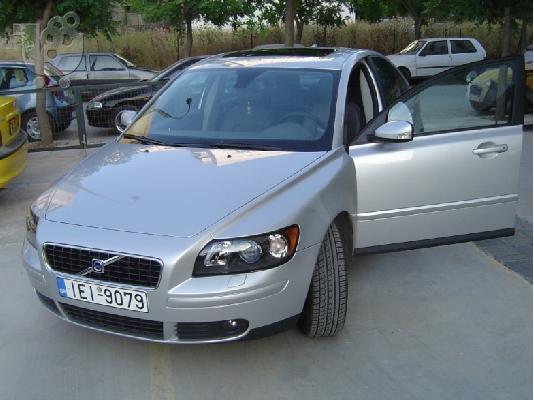 PoulaTo: VOLVO S40 '05