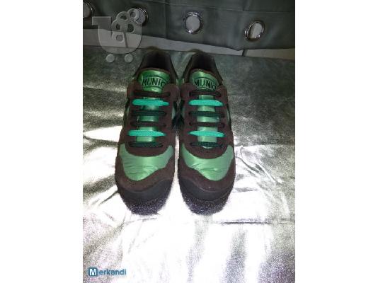 PoulaTo: GUESS SHOES LOT MXTO, REPLAY, MUNICH, TIGER, LECOQ Sportiff, UMBRO