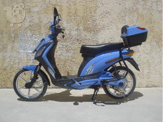 PoulaTo: LML - VESPA  '11