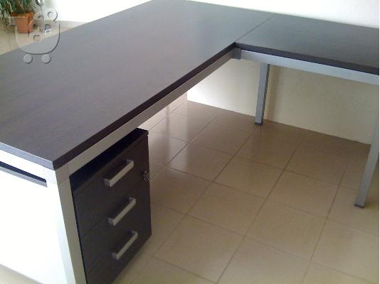 PoulaTo: ΓΡΑΦΕΙΟ