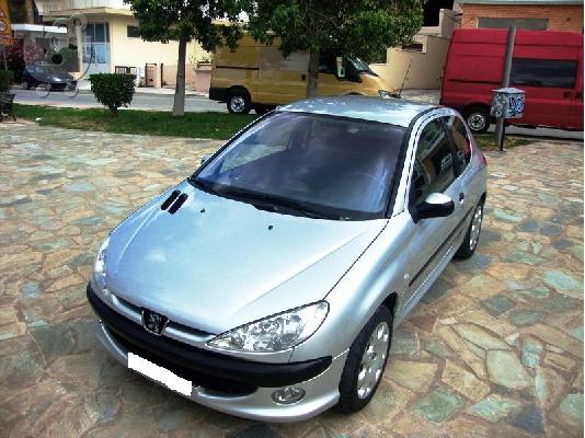 PoulaTo: PEUGEOT 206 CC '02